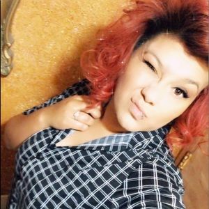 Meet your Posher, Yesenia